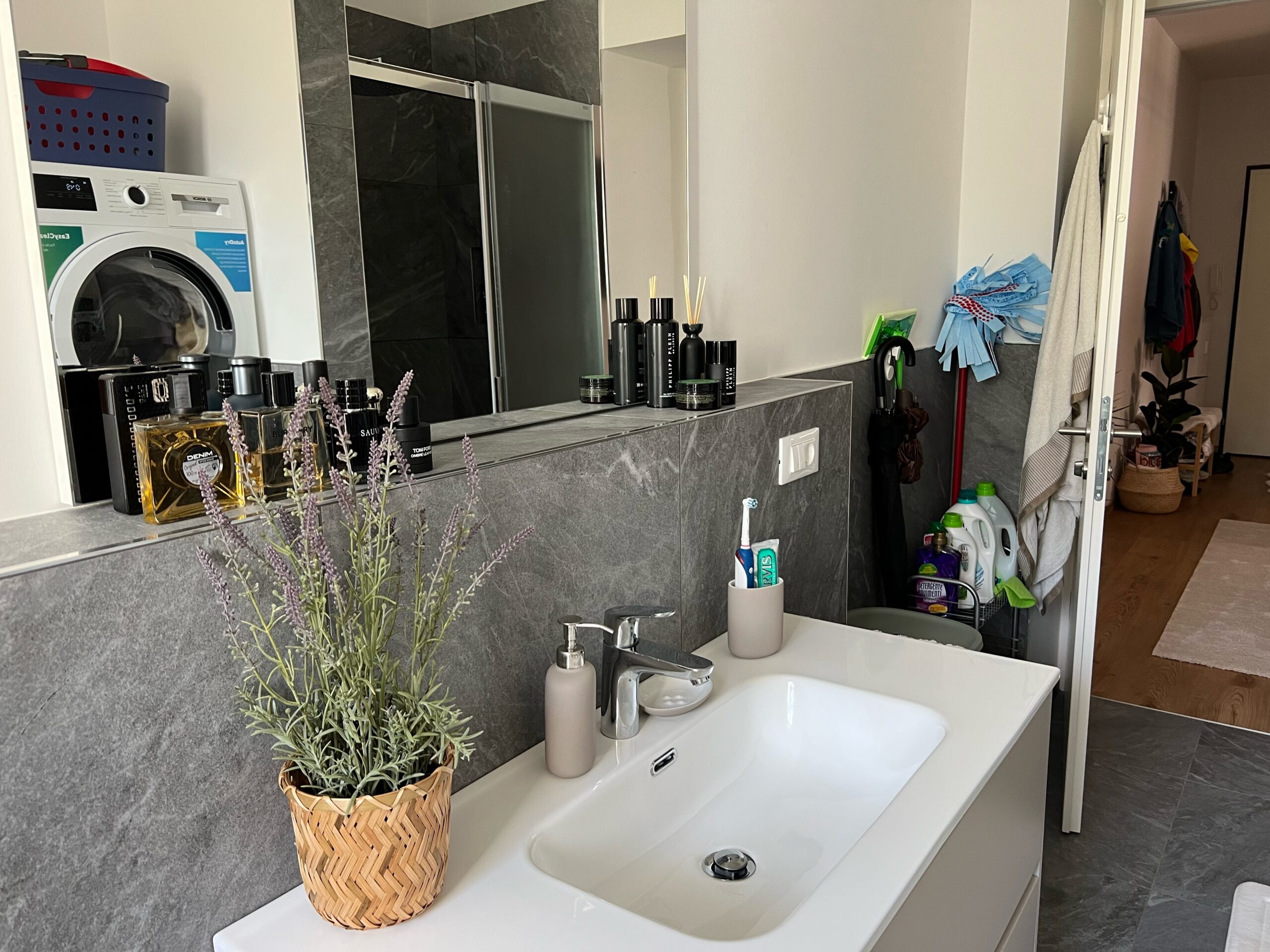 Apartment photo